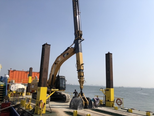 KM220 KM260 Clamshell Telescopic Armclamp Excavator สิ่งที่แนบมาด้วย Shell Buckets