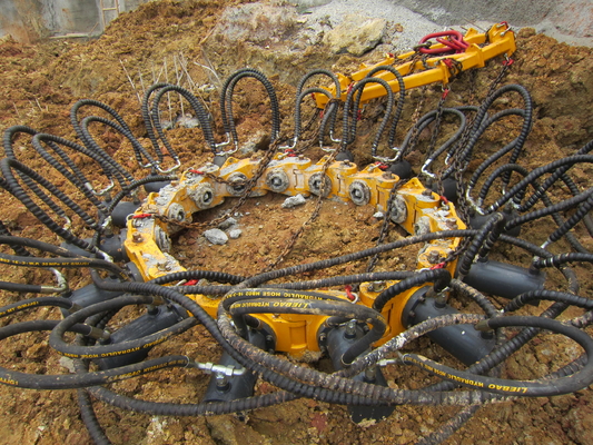 เครื่องตัดเสาเข็มหนัก Excavator Attachment KP315 KP380 600kN