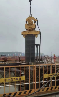 ขายปลีก ไฮดรอลิก หัน 13 ตัน 45KW Excavator Side Grip Sheet Pile Driving Vibro Hammer ราคา